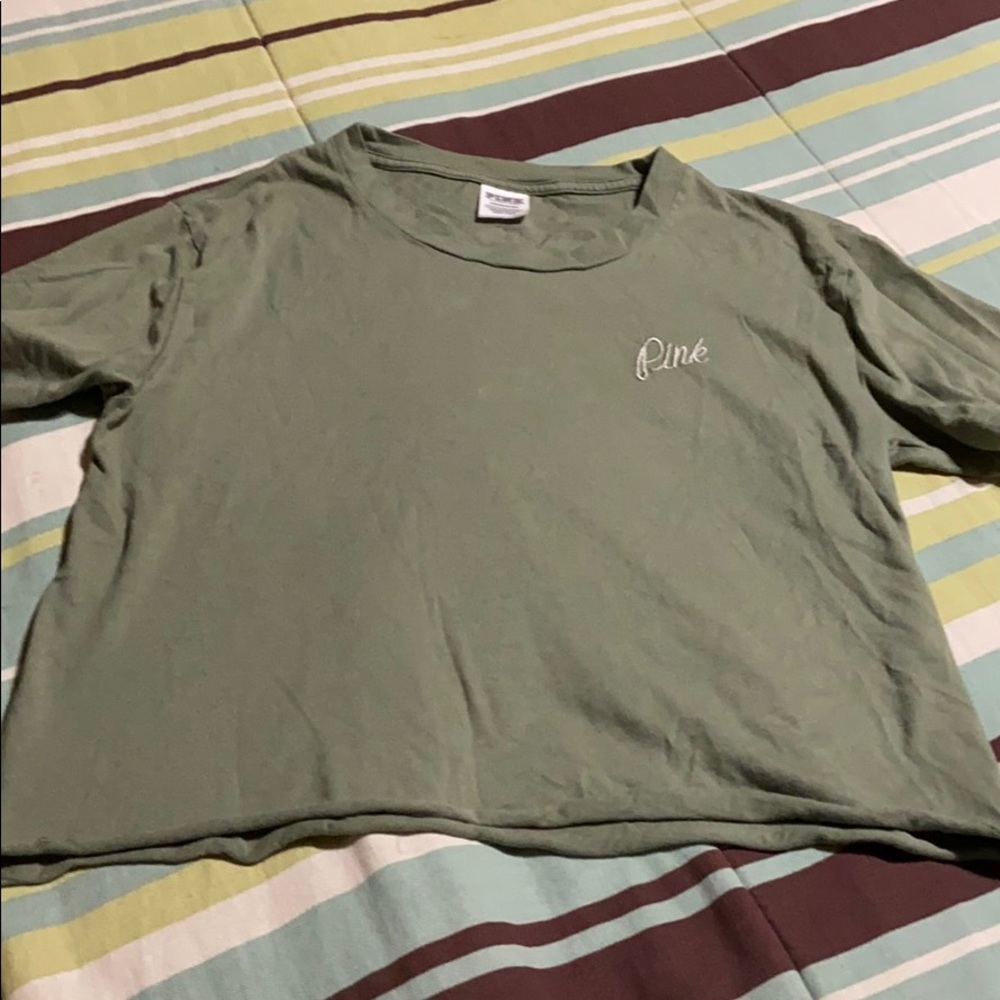 COPY - Pullover Pink Crop Tee. EUC